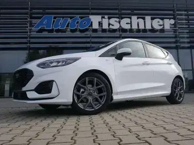 Gebraucht Ford Fiesta ST-Line X 101 PS (74 kW) 2023 Frostweiß Kleinwagen