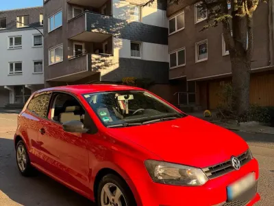 Käytetty VW Polo 75 HP (55 kW) 2012 Punainen Viistoperä
