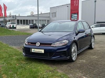 Gebraucht VW Golf VII GTI 245 PS (180 kW) 2019 Blau Limousine