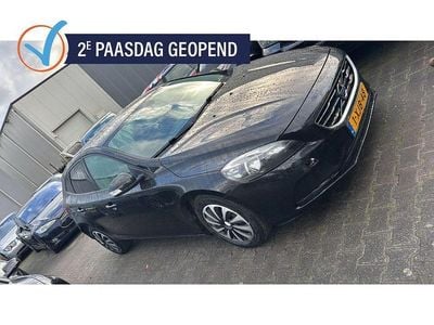 Gebraucht Volvo V40 190 PS (139 kW) 2014 Schwarz Limousine