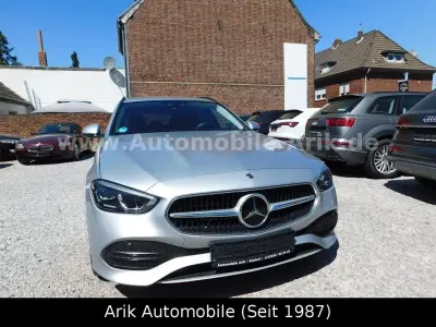 Second-hand Mercedes C200 163 CP (119 kW) 2023 Argintiu Break
