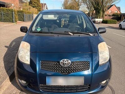 Gebraucht Toyota Yaris 90 PS (66 kW) 2008 Blau Kleinwagen