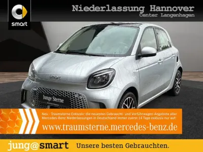 Używany Smart ForFour Electric Drive Prime 60 kW (82 KM) 2022 Srebrny Sedan/Limuzyna