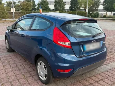 Gebraucht Ford Fiesta 82 PS (60 kW) 2009 Blau Kleinwagen
