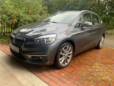 Gebraucht BMW 220 Active Tourer Luxury Line 192 PS (141 kW) 2015 Beige Van / Kleinbus