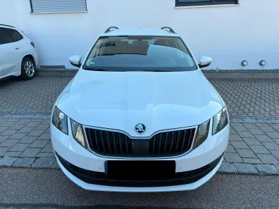 Gebraucht Skoda Octavia Ambition 150 PS (110 kW) 2018 Weiß Kombi