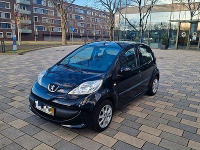 Gebraucht Peugeot 107 Filou 68 PS (50 kW) 2006 Schwarz Kleinwagen