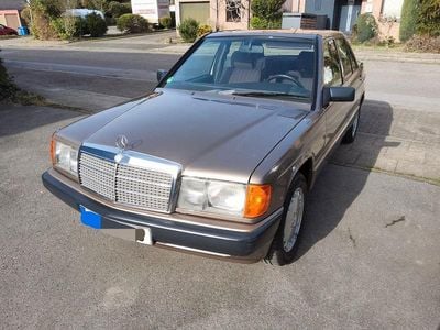 Gebraucht Mercedes 190 118 PS (86 kW) 1989 Braun Limousine