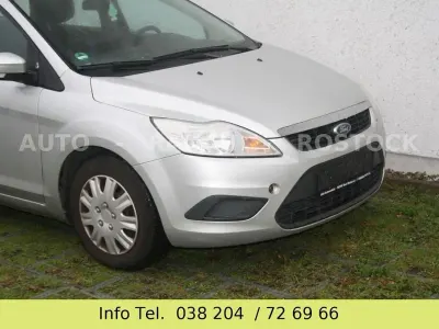 Gebraucht Ford Focus Ambiente 109 PS (80 kW) 2008 Silber Kombi