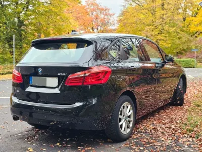 Gebraucht BMW 216 Luxury Line 116 PS (85 kW) 2017 Schwarz Kombi