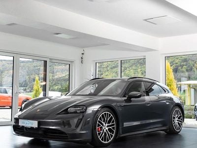 Porsche Taycan 4S