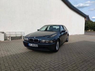 BMW 525