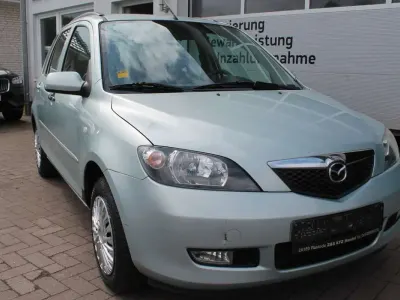 Gebraucht Mazda 2 Exclusive 80 PS (58 kW) 2004 Vitro green Kleinwagen