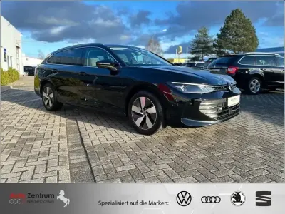 Begagnad VW Passat Business 150 HK (110 kW) 2025 Svart Kombi