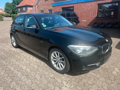 Gebraucht BMW 116 Sport Line 136 PS (100 kW) 2012 Schwarz Kleinwagen