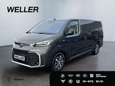 Gebraucht Toyota Proace Verso Team 177 PS (130 kW) 2024 Grau Kombi