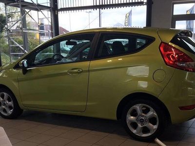 Grün Gebraucht 2011 Ford Fiesta Trend Limousine | 4.300 € (Fairer Preis)