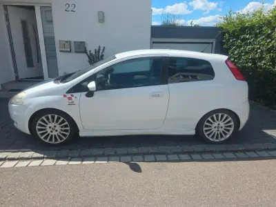 Gebraucht Fiat Grande Punto Sport 120 PS (88 kW) 2008 Weiß Kleinwagen