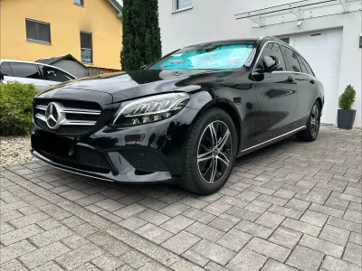 Gebraucht Mercedes C200 184 PS (135 kW) 2020 Schwarz Kombi