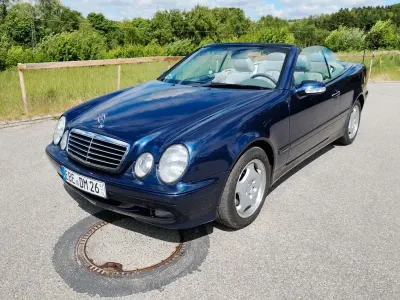 Gebraucht Mercedes CLK230 Elegance 193 PS (141 kW) 2000 Blau Cabrio