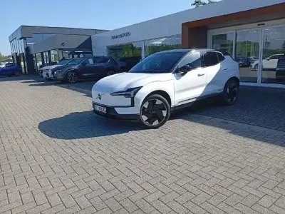 Gebraucht Volvo EX30 Ultra 200 kW (272 PS) 2025 Crystal white SUV