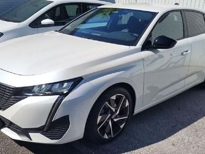 Gebraucht Peugeot 308 Allure 131 PS (96 kW) 2022 Weiß Kleinwagen