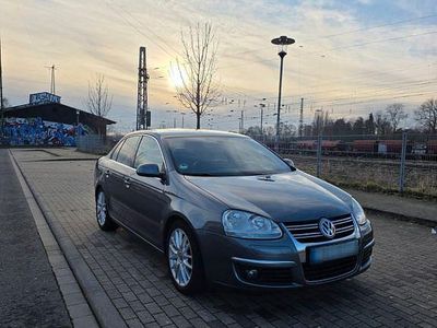 Gebraucht VW Jetta Sport 150 PS (110 kW) 2006 Grau Limousine