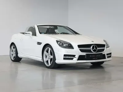 Gebraucht Mercedes SLK200 184 PS (135 kW) 2011 Diamantweiss Cabrio