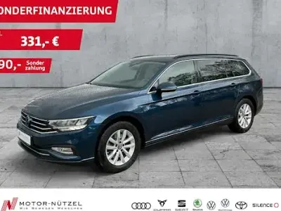 Usata VW Passat Business 150 CV (110 kW) 2023 Blu Station wagon