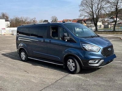 Usata Ford Tourneo Active 170 CV (125 kW) 2023 Blu Monovolume
