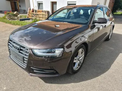 Gebraucht Audi A4 163 PS (119 kW) 2015 Braun Kombi