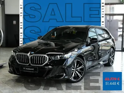 Gebraucht BMW 520 M Sport 197 PS (144 kW) 2025 Saphirschwarz Kombi