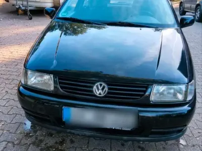 Gebraucht VW Polo 55 PS (40 kW) 1995 Schwarz Kleinwagen