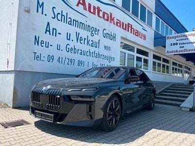 BMW M760e