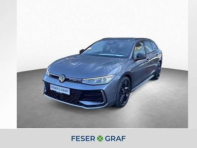 Neu VW Passat R-line 150 PS (110 kW) 2026 Diabasgrau metallic Kombi