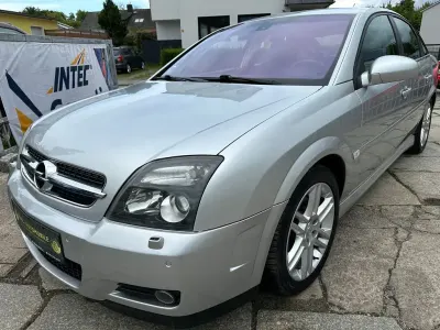 Używany Opel Vectra GTS 211 KM (155 kW) 2003 Szary Sedan/Limuzyna
