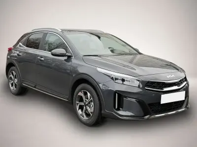 Neu Kia XCeed 150 PS (110 kW) 2025 Grau SUV