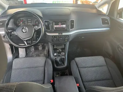 Gebraucht VW Sharan Comfortline 150 PS (110 kW) 2015 Van / Kleinbus