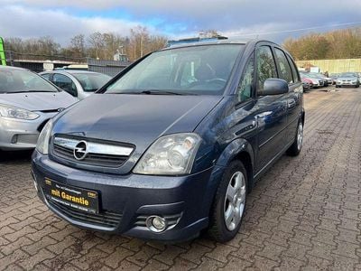 Grau Gebraucht 2009 Opel Meriva Van / Kleinbus | 2.390 € (Fairer Preis)