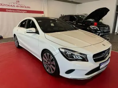 Gebraucht Mercedes CLA250 211 PS (155 kW) 2018 Weiß Coupé