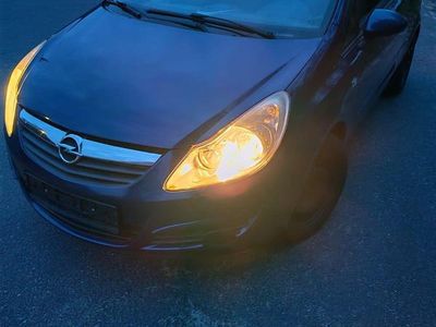 Używany Opel Corsa 80 KM (58 kW) 2007 Niebieski Hatchback