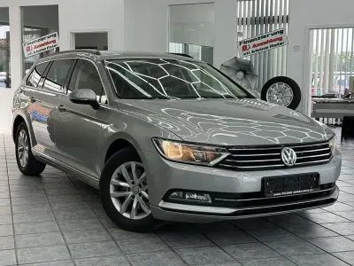 Gebraucht VW Passat Comfortline 150 PS (110 kW) 2016 Grau Kombi