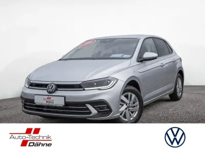 Gebraucht VW Polo Style 95 PS (69 kW) 2025 Silber Limousine