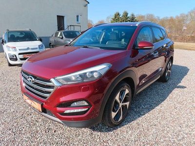 Gebraucht Hyundai Tucson Premium 177 PS (130 kW) 2015 Rot SUV