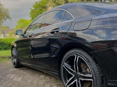 Gebraucht Mercedes CLA200 136 PS (100 kW) 2018 Schwarz Coupé