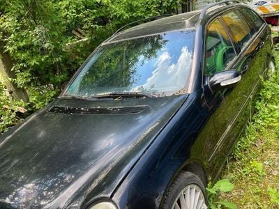 Mercedes C270
