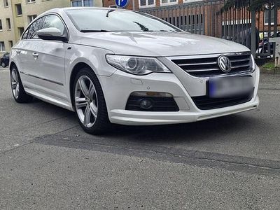 Gebraucht VW Passat 150 PS (110 kW) 2012 Weiß Coupé
