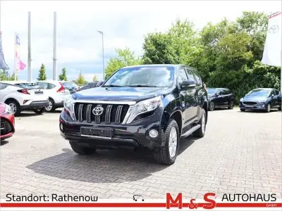 Gebraucht Toyota Land Cruiser Comfort 190 PS (139 kW) 2014 Onyxschwarz SUV