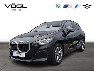 Neu BMW 218 Active Tourer 136 PS (100 kW) 2025 Schwarz Van / Kleinbus