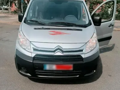 Gebraucht Citroën Jumpy 128 PS (94 kW) 2014 Silber Van / Kleinbus